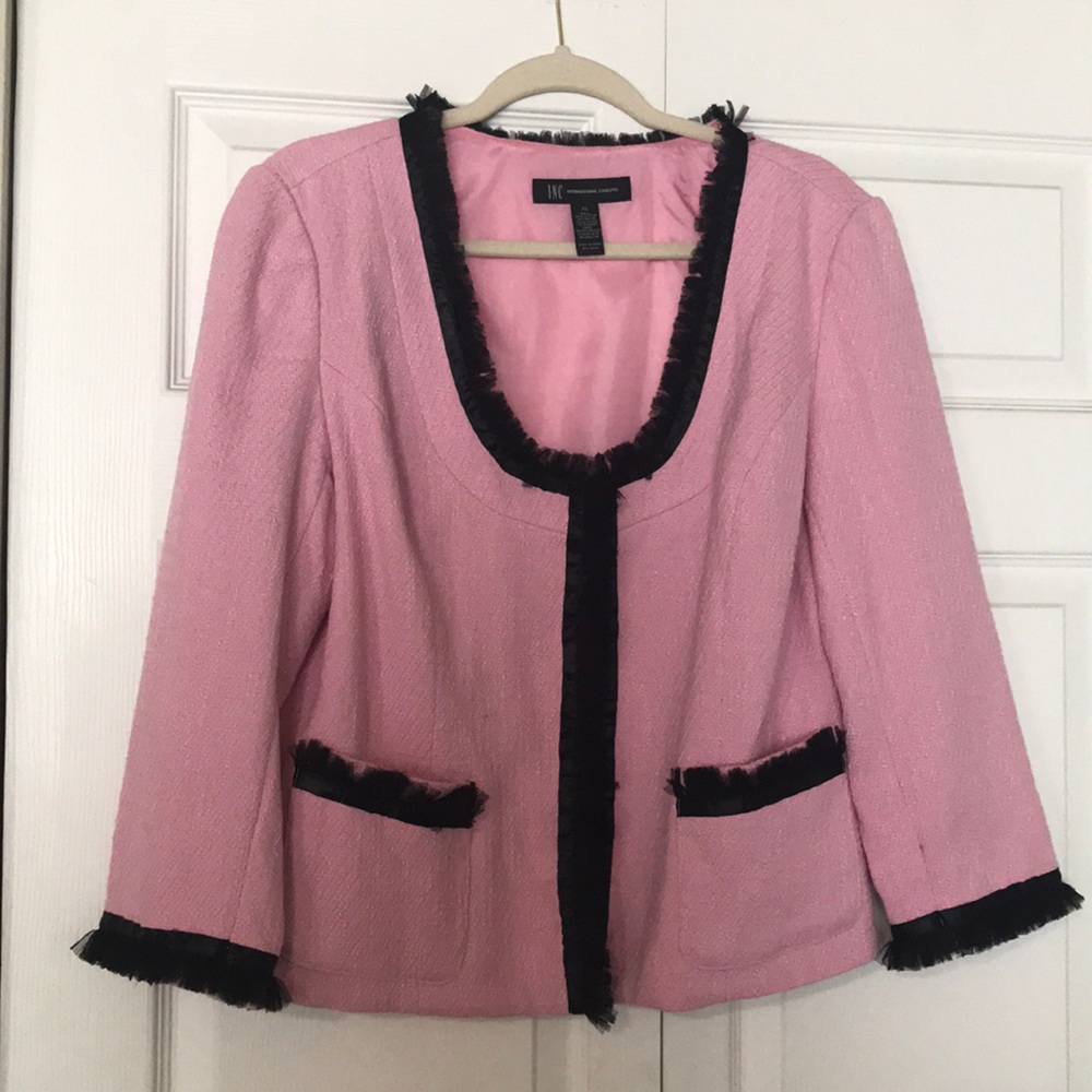 INC lined 3/4 sleeve beautiful jacket